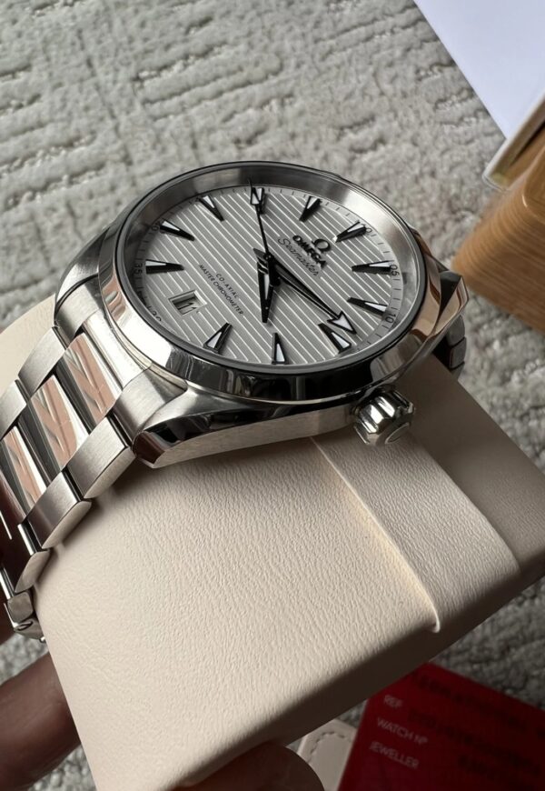 Omega Seamaster Aqua Terra - Image 3