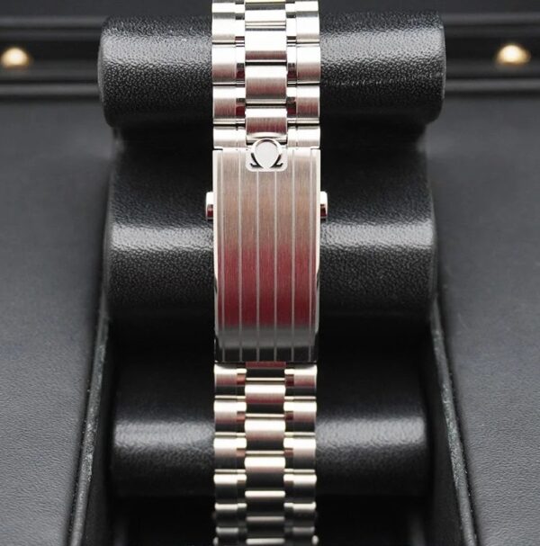 Omega Speedmaster Moonwatch - Image 4