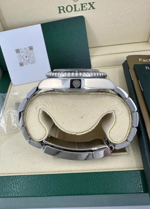 Rolex Sea-Dweller - Image 5